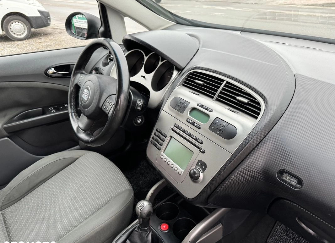 Seat Altea cena 9900 przebieg: 236000, rok produkcji 2004 z Czempiń małe 137